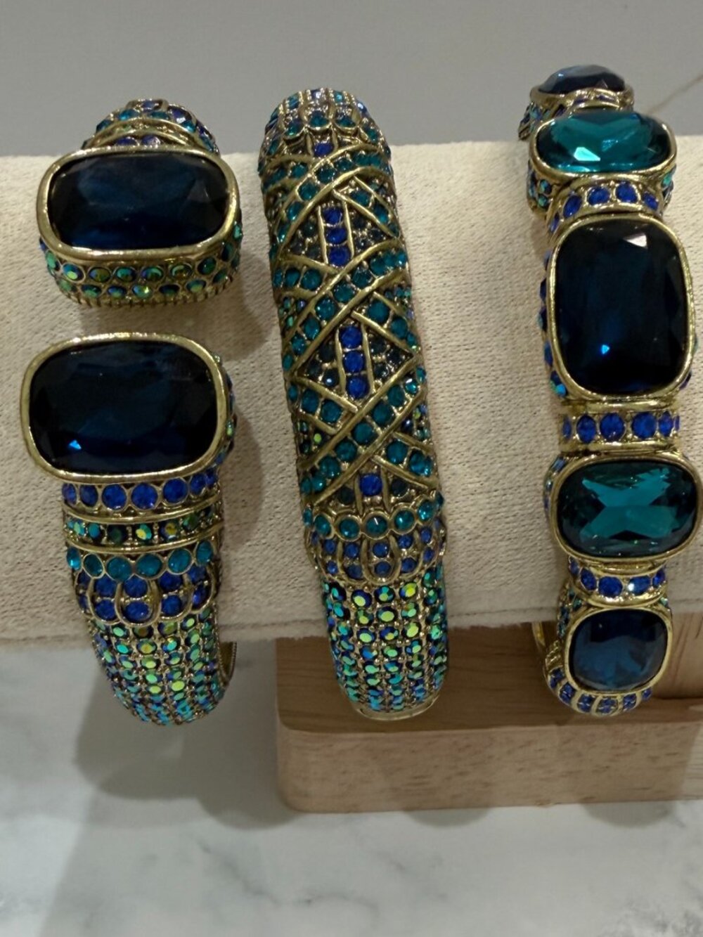 Heidi Daus 3-Pc Crystal Hinged Bangle Set Blue AB M/L